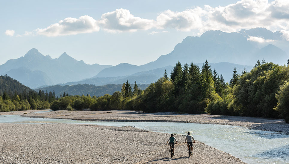 Der MonTrailer ACE MIPS ist leicht, ausgesprochen gut belüftet und dabei extrem komfortabel. Dieser Helm eignet sich perfekt für Rennen oder die alltägliche Trail-Tour © ABUS