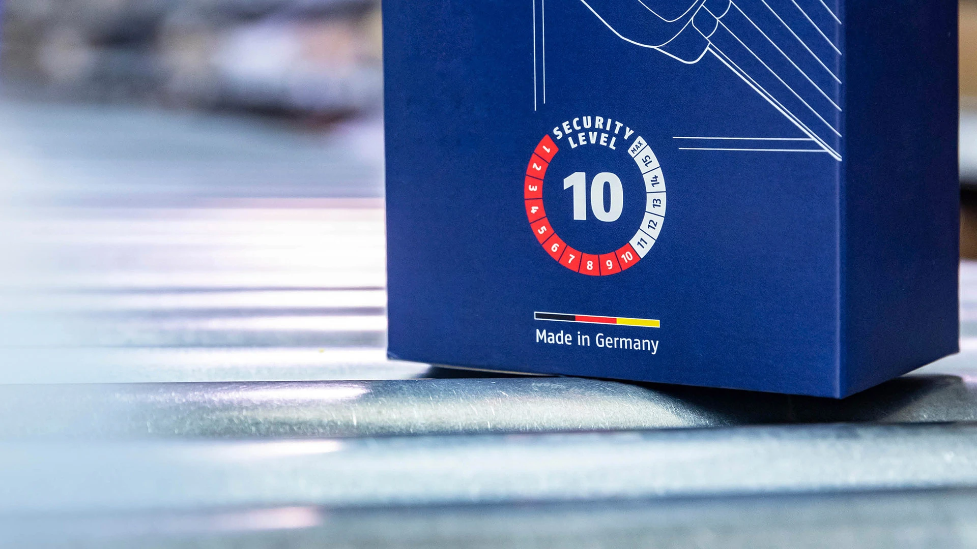 Die Verpackung des Fahrradschlosses BORDO 6000 trägt das ABUS Sicherheitslevel 10 und das Logo „Made in Germany“ ©ABUS