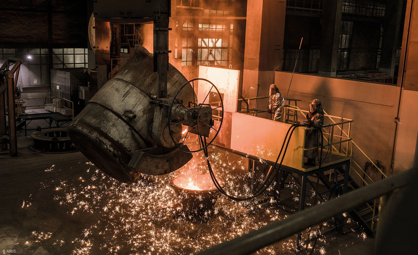 Unsere Produkte helfen Ihnen, das Leben Ihrer Mitarbeiter zu schützen © ABUS Unsere Produkte helfen Ihnen, das Leben Ihrer Mitarbeiter zu schützen © ABUS