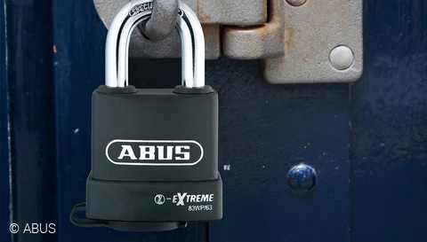 Stahlharte Sicherheit – ABUS Vorhangschlösser aus Stahl © ABUS